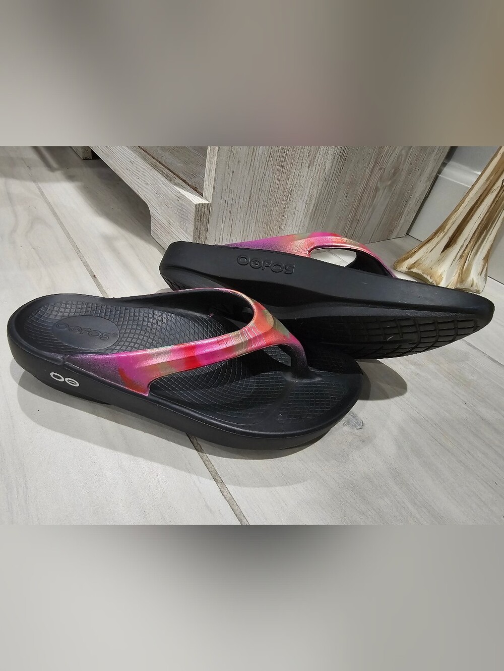 Oofos Women's Black Pink Flip Flop Recovery Sandals Shoes Size 6